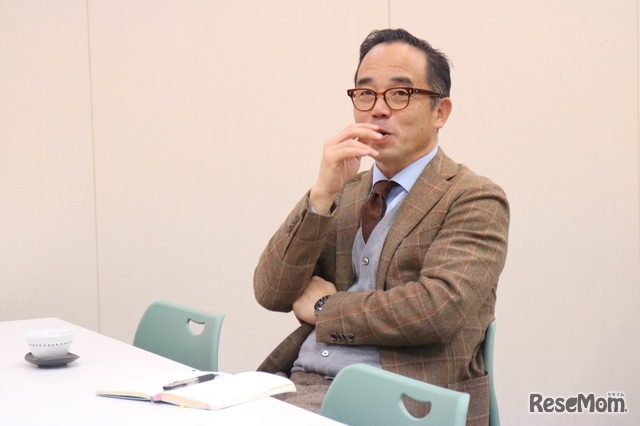 「花まる学習会」代表の高濱正伸氏。「花丸学習会」は、子どもたちを「メシが食える大人」「魅力的な人」に育てることを教育理念に、11都道府県で開校している学習塾