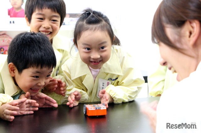 幼児でも楽しくプログラミング