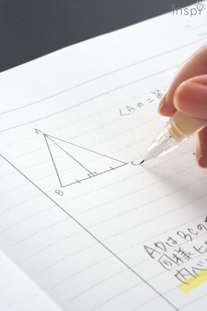 図形などが素早くきれいに書けるドット入り罫線