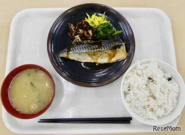 明治大学「100円朝食」2018年秋メニュー例