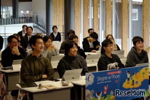 和やかな空気の中行われたSkype-a-Thon