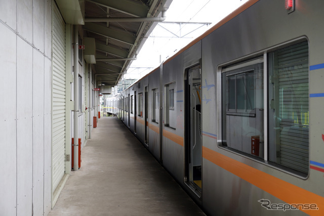 京成電鉄ミステリーツアー：宗吾参道車両基地の業務用ホームから出発。4両分の長さしかない。