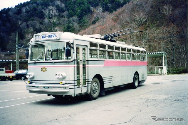 関電トンネルトロリーバス100形（初代）