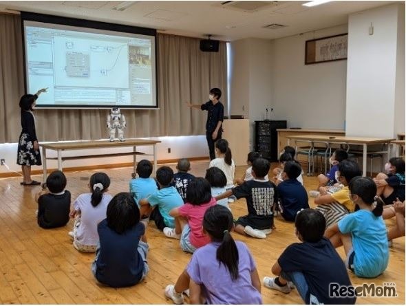 長崎県五島市立福江小学校での特別授業のようす