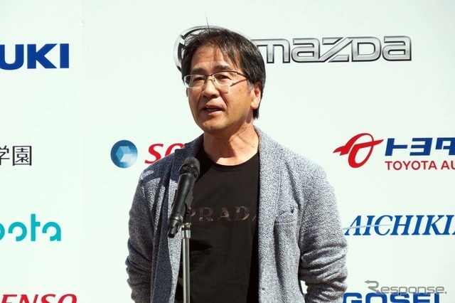 「自動運転AIチャレンジ2022」実行委員会の委員長でもあるトヨタ自動車の葛巻清吾氏が開催の挨拶