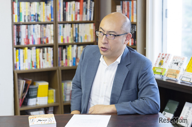 『ひとりっ子の中学受験』の著者であり「VAMOS」代表の富永雄輔先生