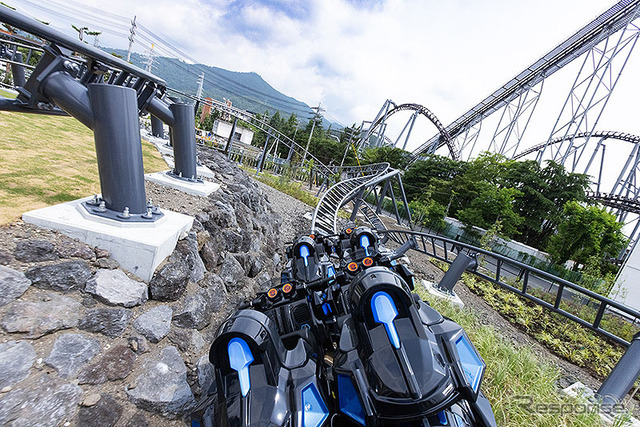 富士急ハイランド 「高飛車」以来12年ぶり新コースター＆バイクライド型「ZOKKON」（ぞっこん）