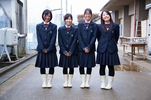 京都：桂高校　京の伝統野菜を守る研究班の京野菜ガールズ達