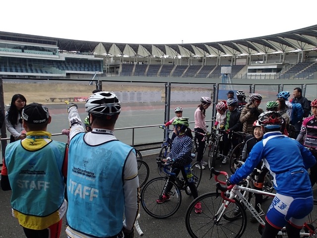 東京都自転車競技連盟普及員会、TCF子供トラックチャレンジを西武園競輪場で開催