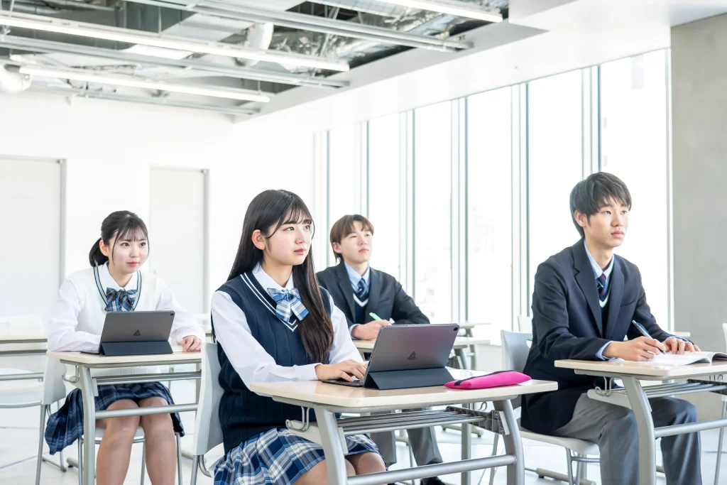 中央高等学院