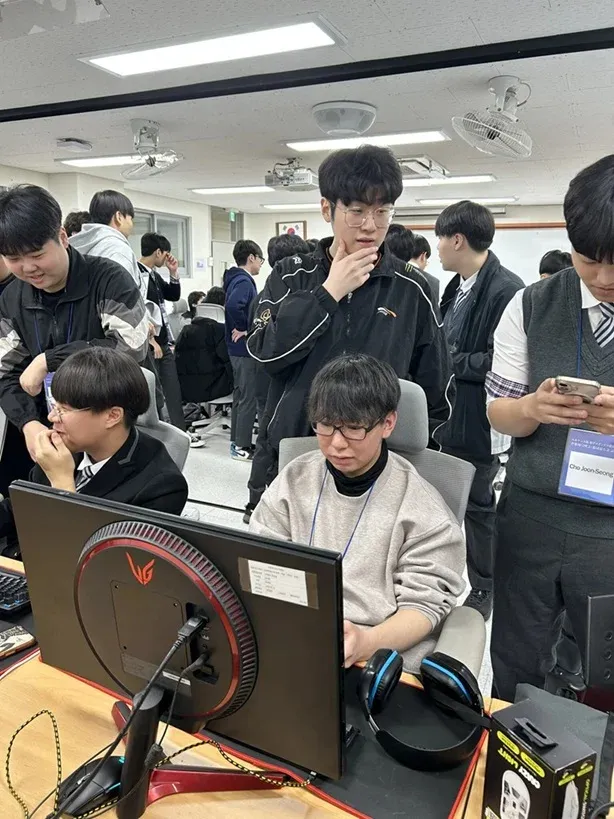 ルネサンス高等学校様