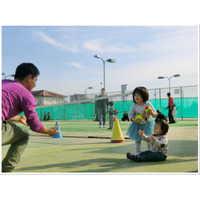 もうすぐ春休み！地域の人気イベント「なかよし親子テニス 無料体験会」の募集を開始　3月20日(木・祝)～3月30日(日)