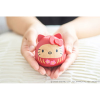 【お待たせしました！】即完売したハローキティの木製だるまが再入荷！