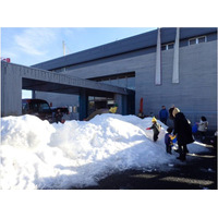 雪のない熊谷に雪がやってくる！　おふろcafe ハレニワの湯で楽しむ雪遊び『ハレニワ ちびっこ雪広場』