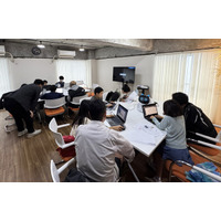 丸文、AIコミュニケーションロボットKebbi Airの教育市場への本格展開を始動