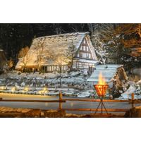 【飛騨高山・岐阜県高山市】幻想的な冬の光景が広がる！「飛騨の里　冬のライトアップ」は1月10日から