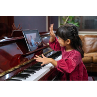 世界中どこからでも受講可能なオンライン音楽レッスン「OTOLIV Lesson Online」提供開始