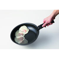 【シリーズ累計販売数800万個超！】取っ手が取れる鍋・フライパン「TORERU」に、食洗機で洗える「つるつる」シリーズが新登場