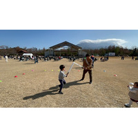 第3回桜島地域まつりに次世代デジタルチャンバラSASSEN（サッセン）が出展　デジタルチャンバラ体験に多くの来場者が参加