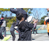 【イベントリポート】イッツコムがリコーブラックラムズ東京のサステナビリティパートナーとして小学生向けラグビー・デフラグビー体験会を実施
