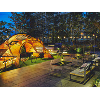 ヒルトンのライフスタイルホテルでキャンプ体験！？キャノピーbyヒルトン大阪梅田とDODのコラボレーションによる『キャンパーノ・ビアガーデン』が期間限定オープン。