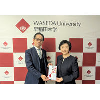 学生の学び支援として、早稲田大学にドッキングステーション12,000台を寄贈