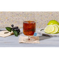 甘いカシスと爽やかなシトラスが香るルイボスティー。 「霧ト晴レ」ノンカフェインティー「カシススプモーニ」を4月30日より販売開始。