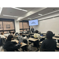 x3d株式会社、明海大学で独自の高度生成AI教育プログラム「生成AIマネジメントゲーム(R)」を活用した講義プログラムを提供