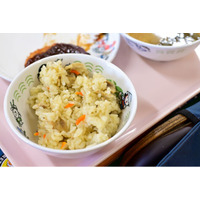 【埼玉県狭山市】特産の狭山茶を使ったメニューが今年も5月・6月の学校給食に登場！