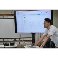 【国際こども・福祉カレッジ】介護福祉学科の学生が今後ITの知識を持つことの重要性を学ぶ