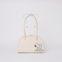 FURLAの期間限定ポップアップ ストア ピーナッツとコラボレーションしたアイテムを取り揃えた「La Dolce Vacanza（ラ・ドルチェ・ヴァカンツァ）」 が阪急うめだ本店1階にて開催