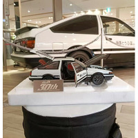 『頭文字D』のAE86、実車と1/18スケールモデルが「高崎」に集結！「イオンモール高崎」で展示・販売決定！